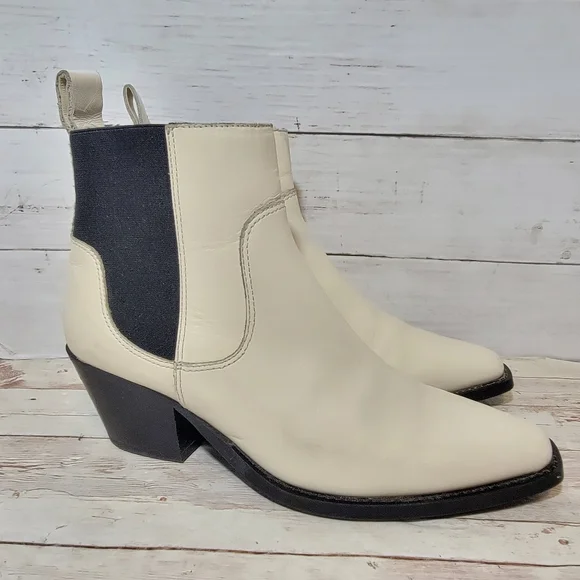 Everlane Cream and Black Ankle Boots - Picture 3 of 15
